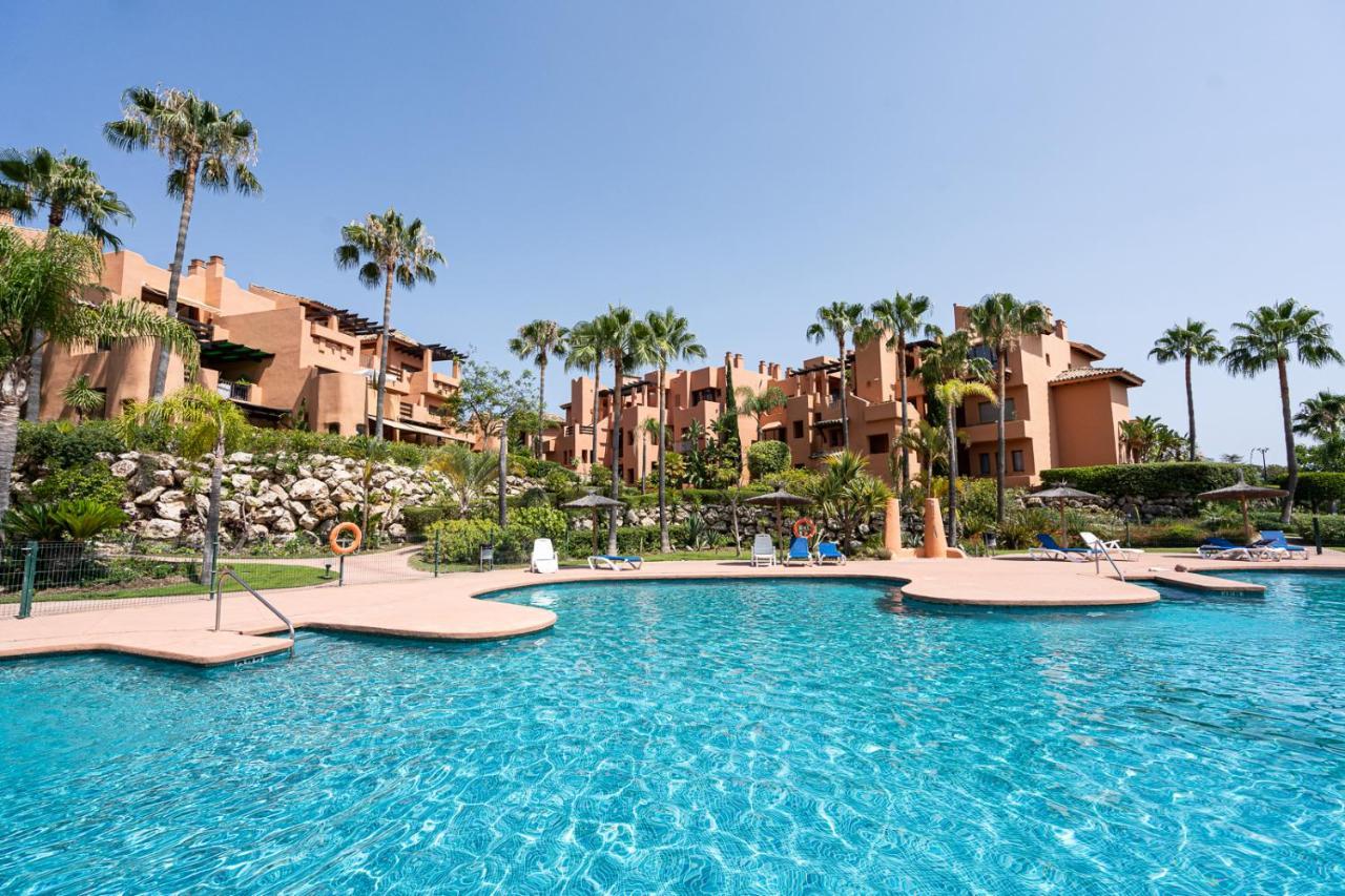 El Sol Sotoserena 2 Bedroom Apartment Estepona Ngoại thất bức ảnh